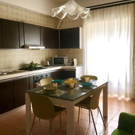 Melinda House Apartment Cefalù