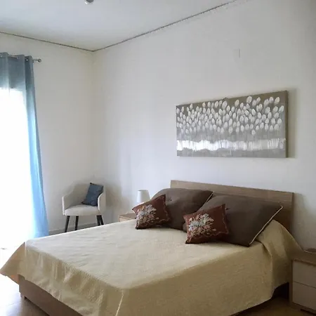 Melinda House Apartament *